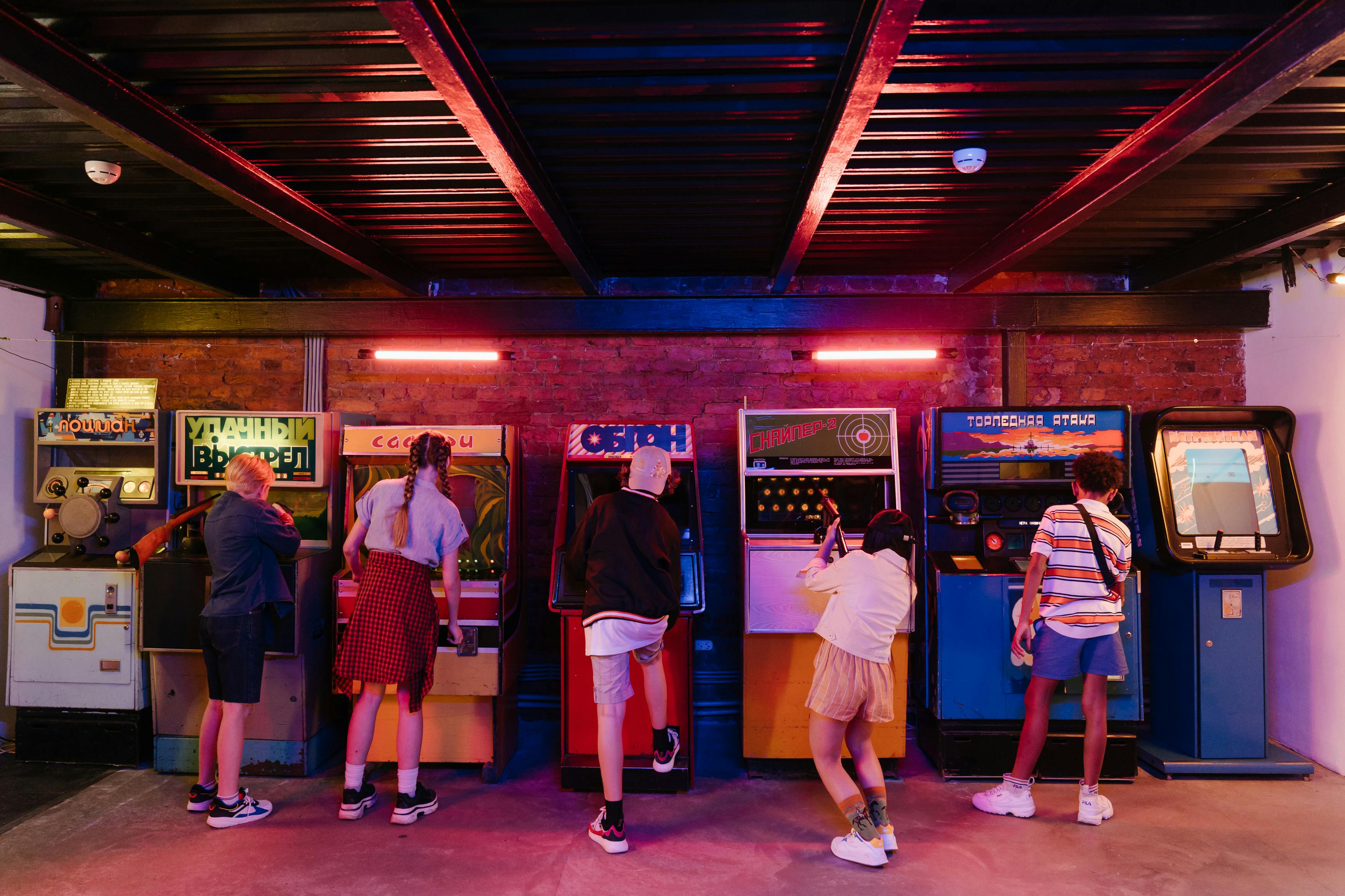 Kinderen in arcade